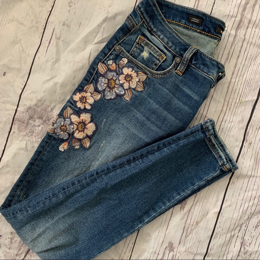 Miss Me Embroidered Ankle Skinny